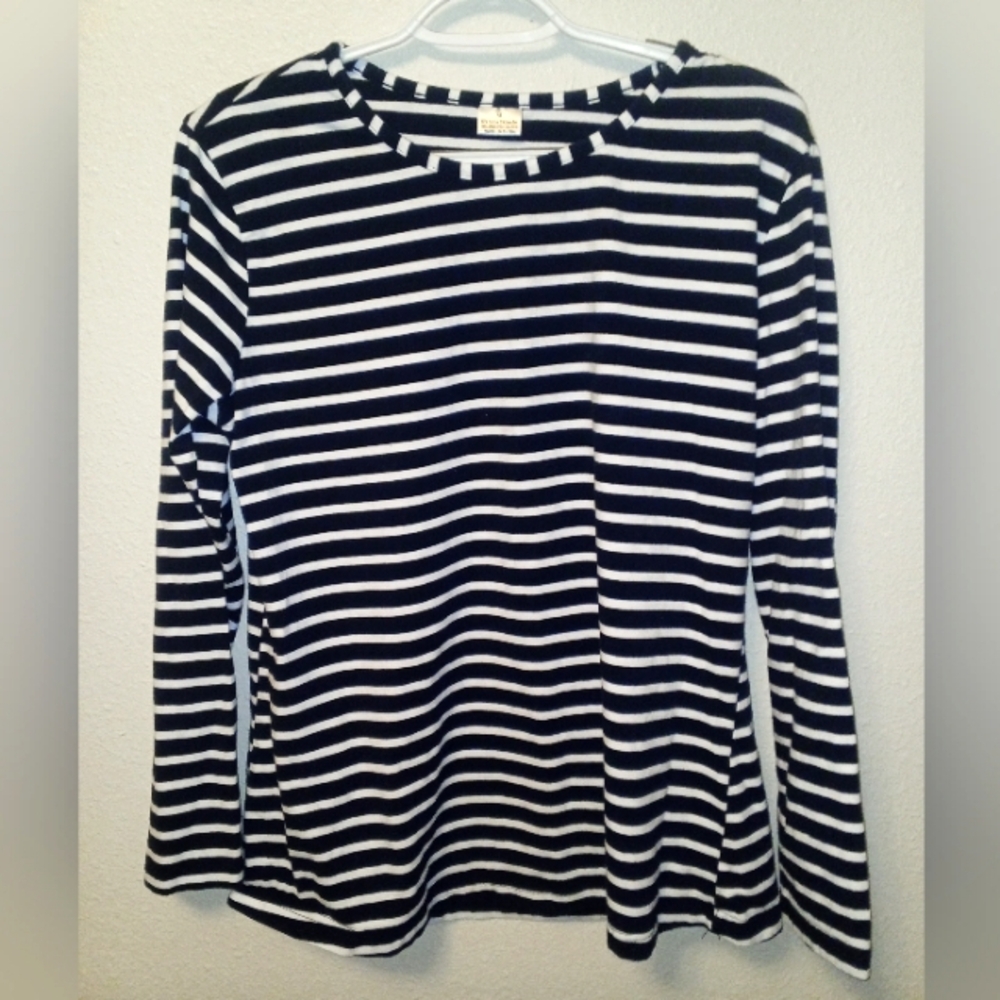 EXCLUSIVEOFDECORATION Striped Sweater